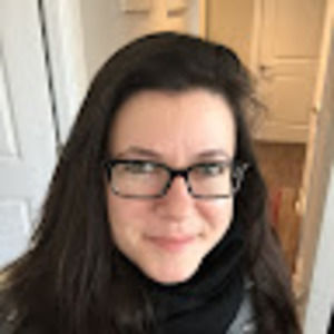 Meet your Posher, Lara